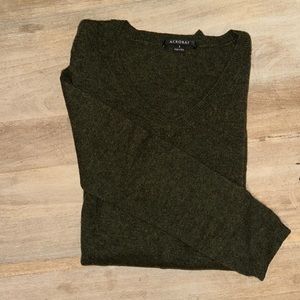 ACROBAT WOOL ASYMMETRICAL SWEATER DARK OLIVE GREEN